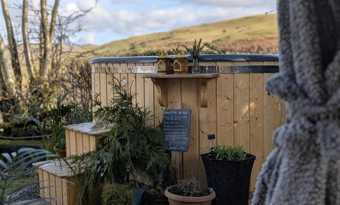 Enjoy sunrise and sunset from the hot tub. Preheated option available.